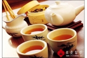 日本香川县举办文化交流 中国留学生体验茶道